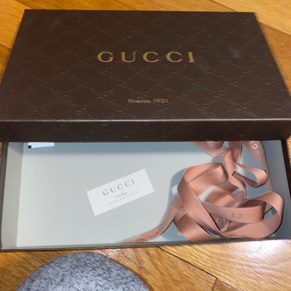 Gucci gift box - Picture 2 of 2